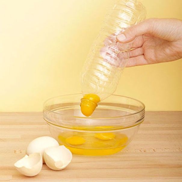 Transfer Egg Yolks With a Plastic Water Bottle